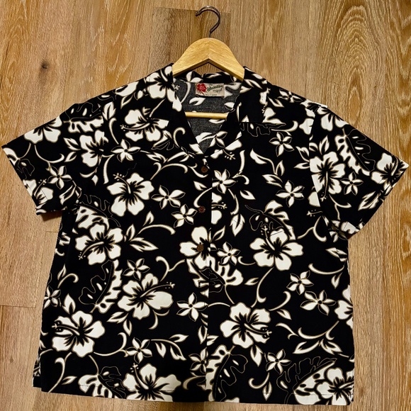 Floral Pattern Hawaiian Shirt(Black/White/Gold) - Picture 2 of 8